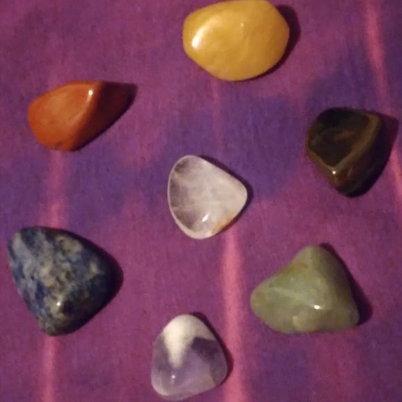 Chakra Stones - Picture 1 of 5